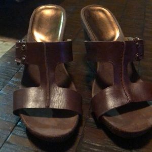 Nine West brown wedges